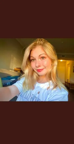 Carebearcarli OnlyFans Leaked Free Thumbnail Picture - #g4ZsPaJ6LB