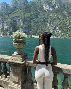 Carefreehamuyela OnlyFans Leaked Free Thumbnail Picture - #dqQopI8P5n