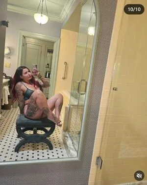 Caresse Simonaro OnlyFans Leaked Free Thumbnail Picture - #Qc00eOnFII