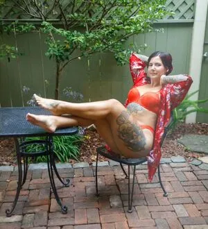 Caresse Simonaro OnlyFans Leaked Free Thumbnail Picture - #R71x9IknkP