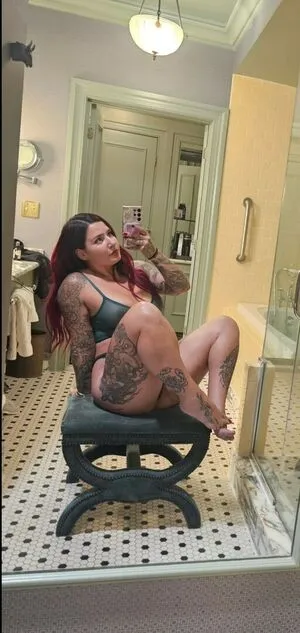 Caresse Simonaro OnlyFans Leaked Free Thumbnail Picture - #mJUKheL6iT