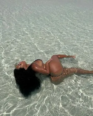 Caribbeancurlss OnlyFans Leaked Free Thumbnail Picture - #FjTzOGV8x1
