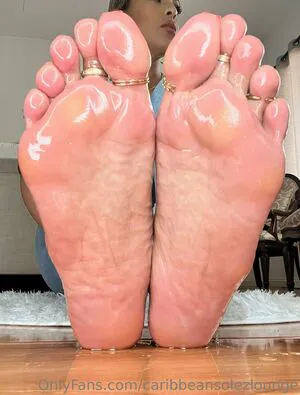 Caribbeansolezlounge OnlyFans Leaked Free Thumbnail Picture - #DHDjj0hdex