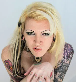 Carilyn OnlyFans Leaked Free Thumbnail Picture - #CXOpniL6Bv