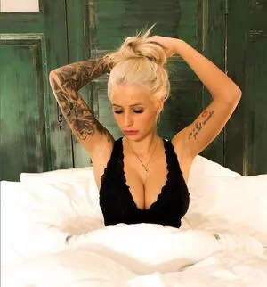 Carina Spack OnlyFans Leaked Free Thumbnail Picture - #rvXLhMV7Hc
