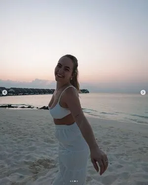 Carina Spoon OnlyFans Leaked Free Thumbnail Picture - #kqWIEQusZ7