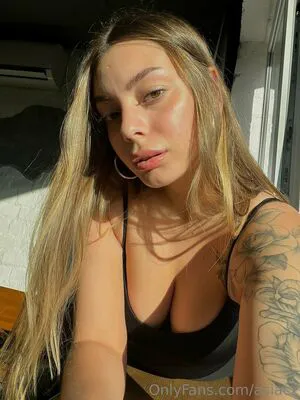 Carinacremme OnlyFans Leaked Free Thumbnail Picture - #BgRPaoGJ34