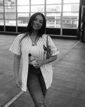 Carinadiaz OnlyFans Leaked Free Thumbnail Picture - #MQAMcLYxen