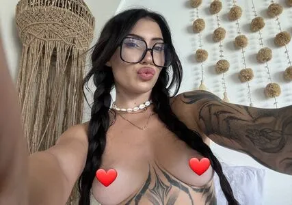 Carinadunee OnlyFans Leaked Free Thumbnail Picture - #7QiSIPJKSO