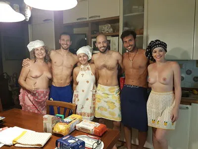 Carinamoreschi OnlyFans Leaked Free Thumbnail Picture - #kUYos99pcj