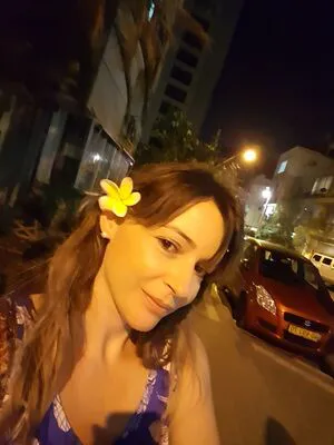 Carinamoreschi OnlyFans Leaked Free Thumbnail Picture - #nNQSMzDH38