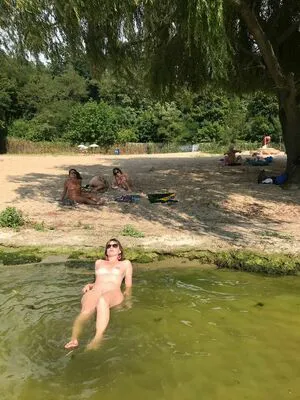 Carinamoreschi OnlyFans Leaked Free Thumbnail Picture - #rsd6KVwwOi