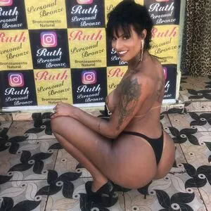 Carine Kishi Thumbnail Picture
