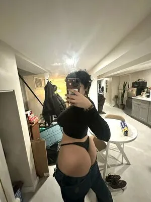 Carishina98 OnlyFans Leaked Free Thumbnail Picture - #0YpC4HGO70