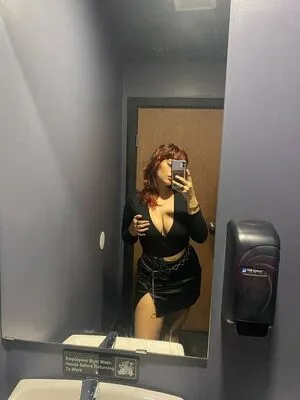 Carishina98 OnlyFans Leaked Free Thumbnail Picture - #AX7v9P1fcS