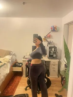 Carishina98 OnlyFans Leaked Free Thumbnail Picture - #EIBt4LC25s