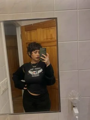 Carishina98 OnlyFans Leaked Free Thumbnail Picture - #e09IG04CSA