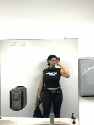 Carishina98 OnlyFans Leaked Free Thumbnail Picture - #ig5h7szKZ8