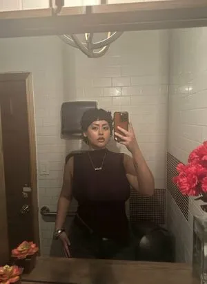 Carishina98 OnlyFans Leaked Free Thumbnail Picture - #n3dJPODPgL