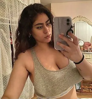 Carishina98 OnlyFans Leaked Free Thumbnail Picture - #wO4RNFlc2z