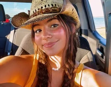 Carissasigmann OnlyFans Leaked Free Thumbnail Picture - #tk5v3e68mS