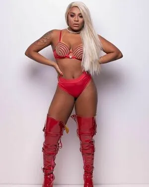 Cariucha OnlyFans Leaked Free Thumbnail Picture - #FAPNgEqy92