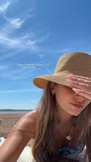 Carla Bezanson OnlyFans Leaked Free Thumbnail Picture - #Jt89o9Kyw0