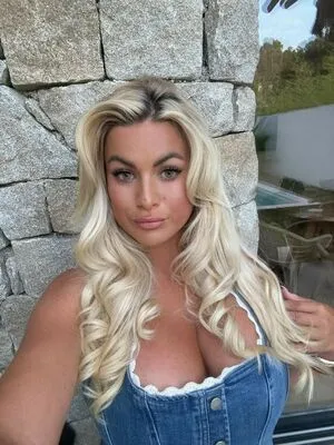 Carla Moreau OnlyFans Leaked Free Thumbnail Picture - #E3bqMf02sN