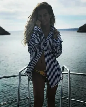 Carla Moreau OnlyFans Leaked Free Thumbnail Picture - #LzefVItV5R