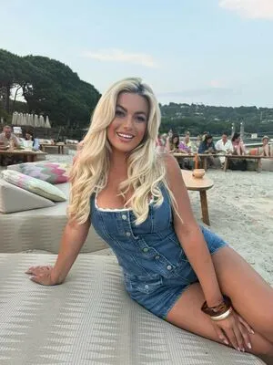 Carla Moreau OnlyFans Leaked Free Thumbnail Picture - #Pc3W6fD5dq