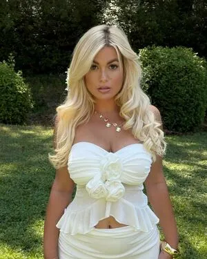 Carla Moreau OnlyFans Leaked Free Thumbnail Picture - #Ru11IjgV7v