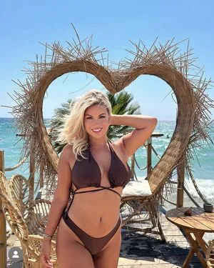 Carla Moreau OnlyFans Leaked Free Thumbnail Picture - #VXoVLsXp4G