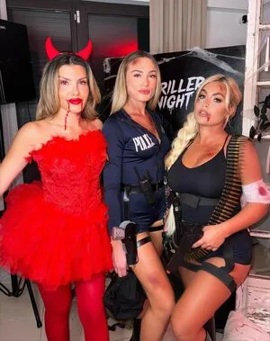 Carla Moreau OnlyFans Leaked Free Thumbnail Picture - #eKVKHg5o0N