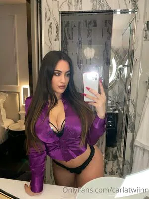 Carla Twin OnlyFans Leaked Free Thumbnail Picture - #9Tj513agsA