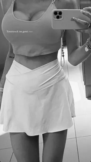 Carla Wiedbrauk OnlyFans Leaked Free Thumbnail Picture - #0STSR2UKgb
