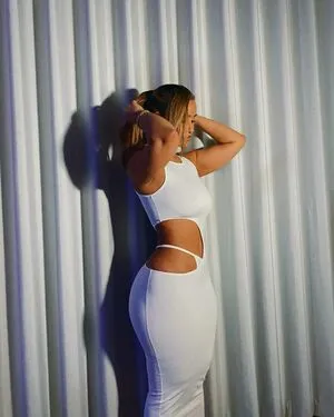 Carlaalison N OnlyFans Leaked Free Thumbnail Picture - #1stHr4LyRy