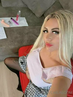 Carlaboom OnlyFans Leaked Free Thumbnail Picture - #6CcW4DaSr6