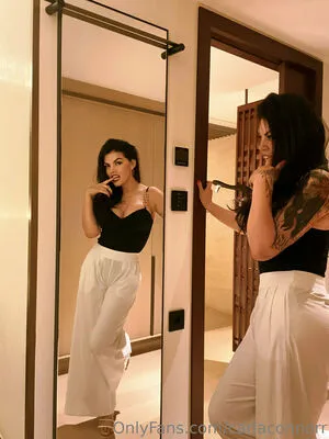 Carlaconnorr OnlyFans Leaked Free Thumbnail Picture - #j4hm3UvPdA