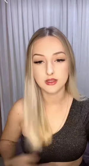 Carlacris OnlyFans Leaked Free Thumbnail Picture - #1mG5YBd893