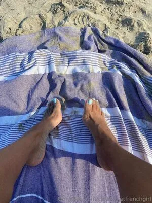 Carlasfeetfrenchgirl OnlyFans Leaked Free Thumbnail Picture - #QEOirafcKM