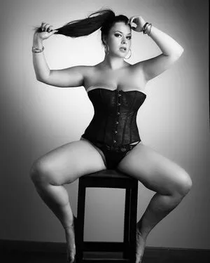 Carli Charlotte OnlyFans Leaked Free Thumbnail Picture - #7EfSclBuyA