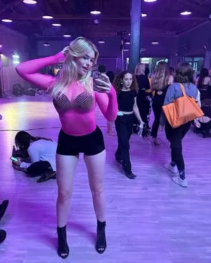 Carlie Whalen OnlyFans Leaked Free Thumbnail Picture - #XujduIJIv4