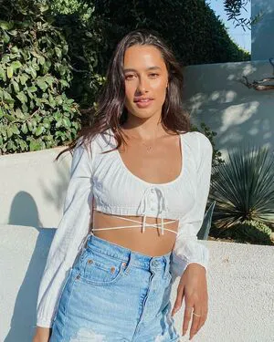 Carlieauszler OnlyFans Leaked Free Thumbnail Picture - #2c41lktWxd