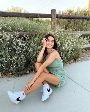 Carlieauszler OnlyFans Leaked Free Thumbnail Picture - #NywRHOW7to