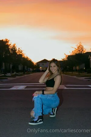 Carliescorner OnlyFans Leaked Free Thumbnail Picture - #pZIRl6LMw9