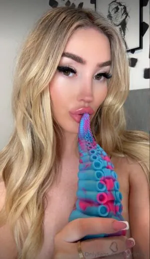 Carlinicki OnlyFans Leaked Free Thumbnail Picture - #BNNJEClTXf