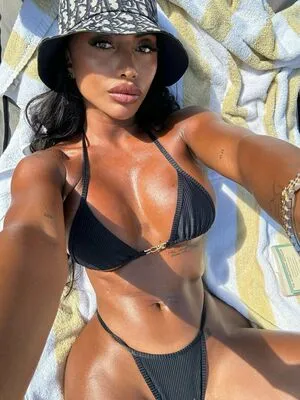 Carlitafilipina OnlyFans Leaked Free Thumbnail Picture - #f4XOghlRdj