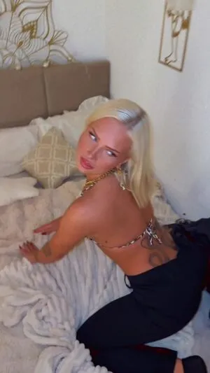 Carlitaxshelley OnlyFans Leaked Free Thumbnail Picture - #rTShuKaLXK