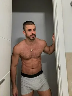 Carlitosxfree OnlyFans Leaked Free Thumbnail Picture - #edwnRmaSvP