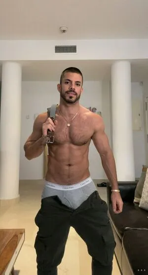 Carlitosxfree OnlyFans Leaked Free Thumbnail Picture - #m3Z6gT6py4